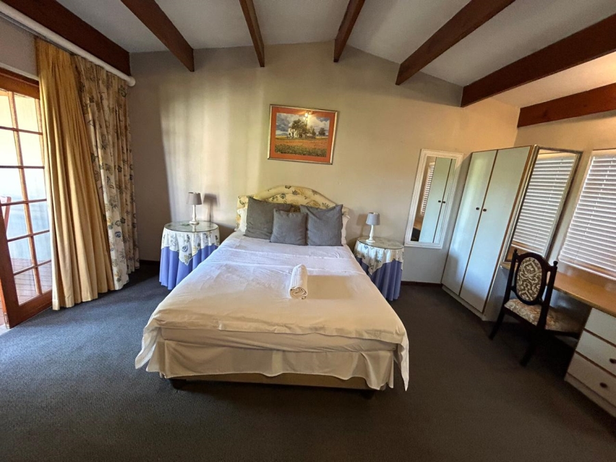9 Bedroom Property for Sale in Nahoon Eastern Cape
